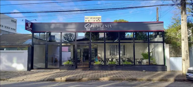 Fachada do Restaurante Vó Gema na Rua Carlos Dietzsch, Portão, Curitiba